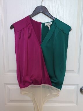 entro Two-Tone Magenta & Teal Wrap-Style Sleeveless Bodysuit